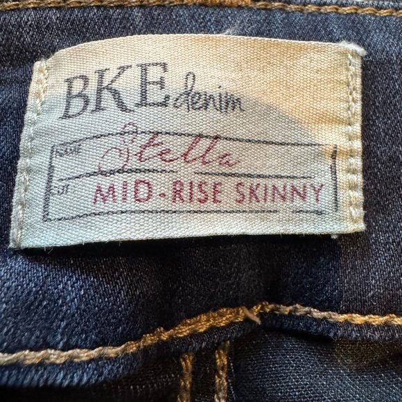BKe Stella Mid-Rise Skinny Jeans - Picture 2 of 4
